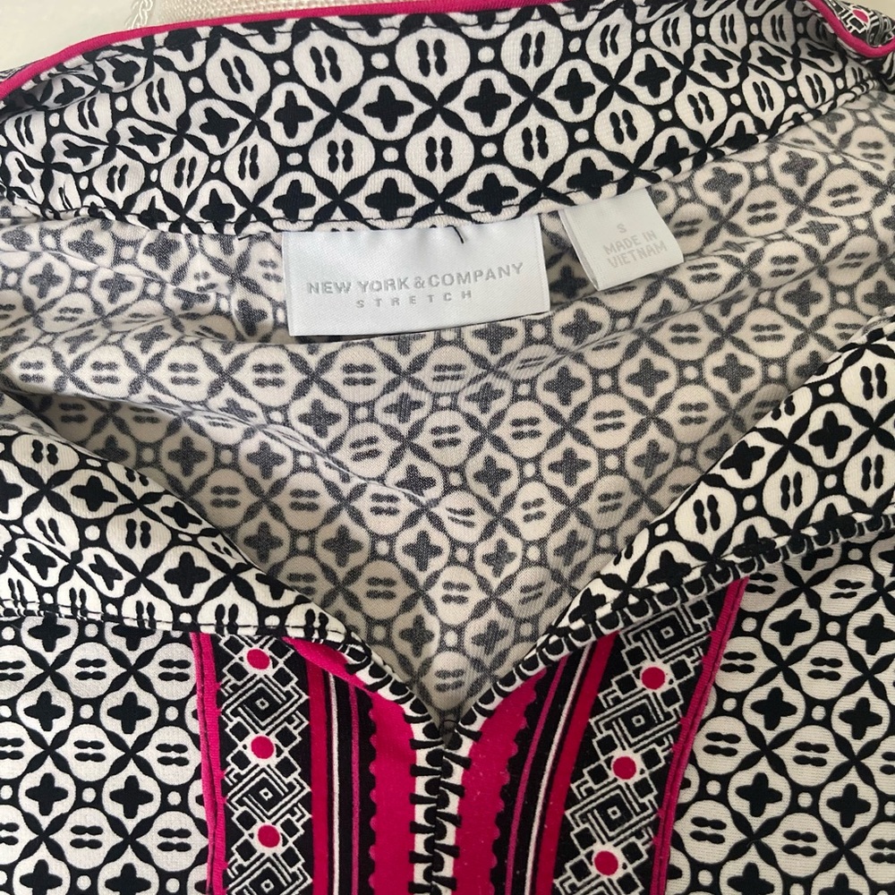 Womens New York & Company Black and Pink Patterned Dress - Picture 6 of 7